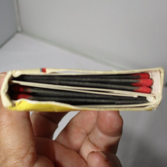 Vintage Chessie Cat Railroad Matches Chesapeake and Ohio Railway Railroad Train - Picture 4 of 5